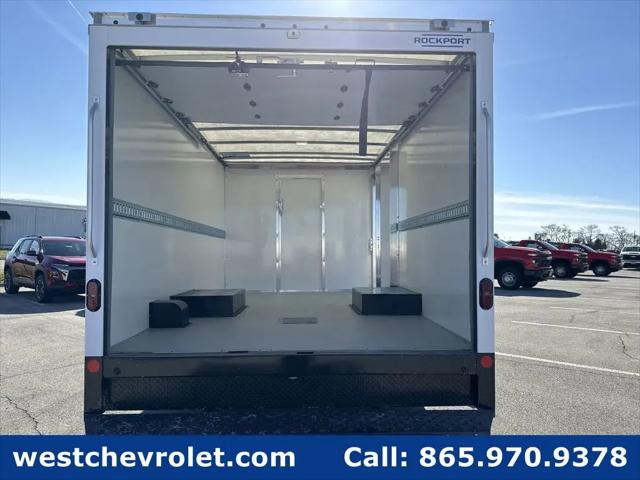 2025 Chevrolet Express Cutaway 4500 Van