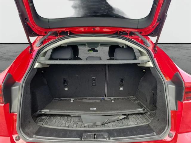 2019 Jaguar E-PACE Standard