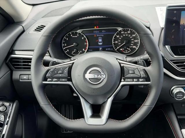2025 Nissan Altima SR AWD