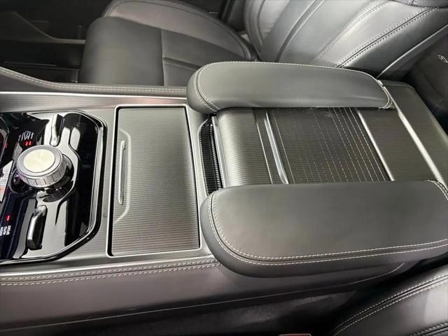 2026 Jeep Grand Wagoneer Summit Obsidian 4x4
