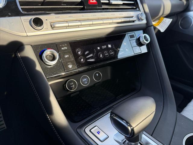 2025 Genesis G70 3.3T RWD Sport Advanced
