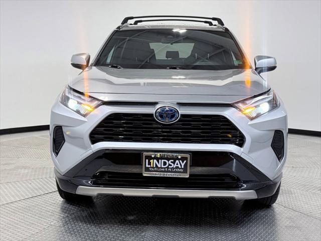 2024 Toyota RAV4 Hybrid SE