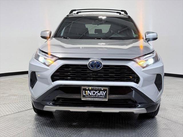 2024 Toyota RAV4 Hybrid SE