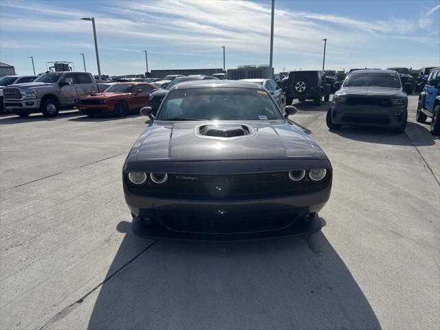 2018 Dodge Challenger 392 Hemi Scat Pack Shaker