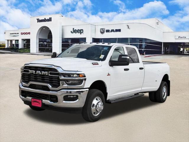 2026 RAM Ram 3500 RAM 3500 TRADESMAN CREW CAB 4X4 8 BOX