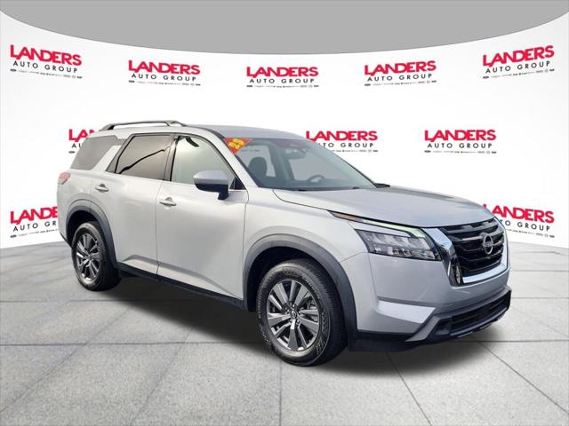 2023 Nissan Pathfinder SV FWD