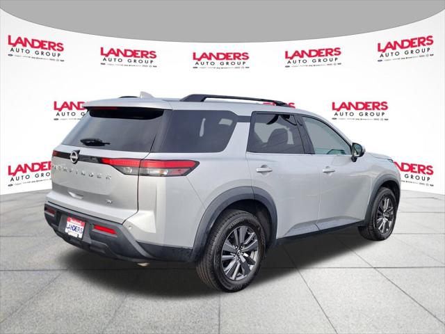 2023 Nissan Pathfinder SV FWD