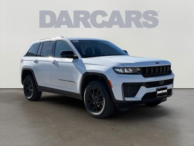 2026 Jeep Grand Cherokee GRAND CHEROKEE LAREDO ALTITUDE 4X4 2026 Jeep Grand Cherokee GRAND CHEROKEE LAREDO ALTITUDE 4X4