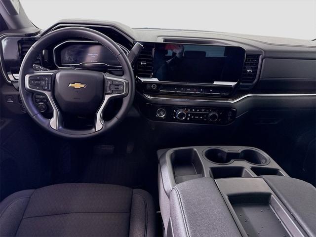 2024 Chevrolet Silverado 1500 4WD Crew Cab Short Bed LT with 2FL