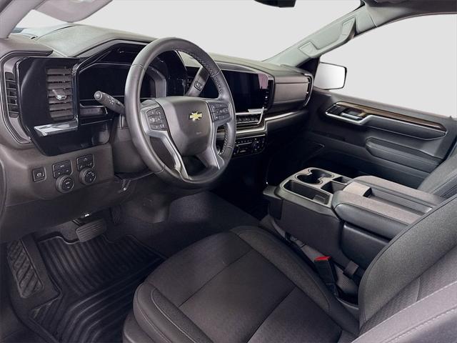 2024 Chevrolet Silverado 1500 4WD Crew Cab Short Bed LT with 2FL 2024 Chevrolet Silverado 1500 4WD Crew Cab Short Bed LT with 2FL