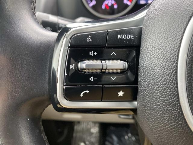 2022 Kia Carnival MPV LX Seat Package