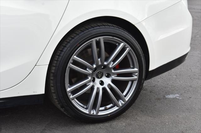 2017 Maserati Ghibli Base