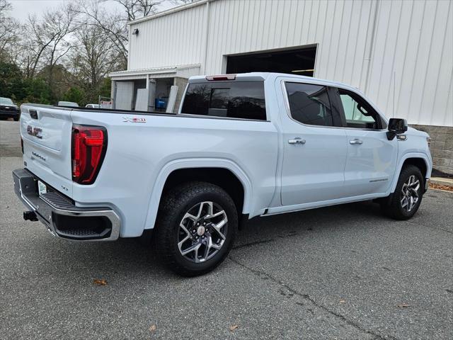 2026 GMC Sierra 1500 Crew Cab, Short Bed, SLT, 4WD