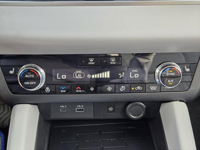 2025 Mitsubishi Outlander PHEV SEL S-AWC