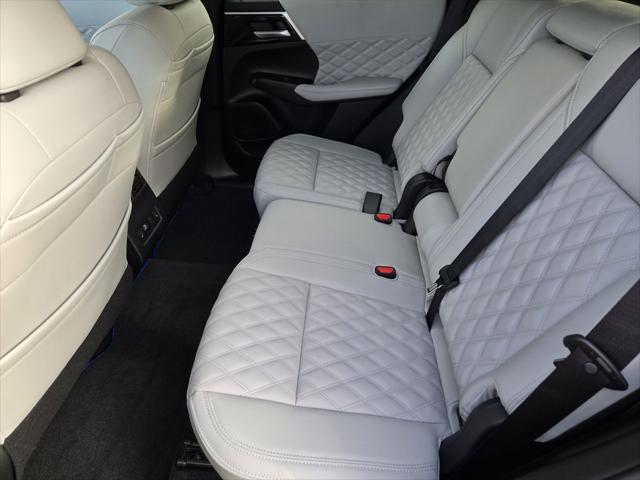 2025 Mitsubishi Outlander PHEV SEL S-AWC