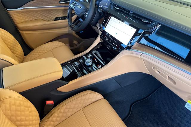 2026 Jeep Grand Cherokee Summit 4x4