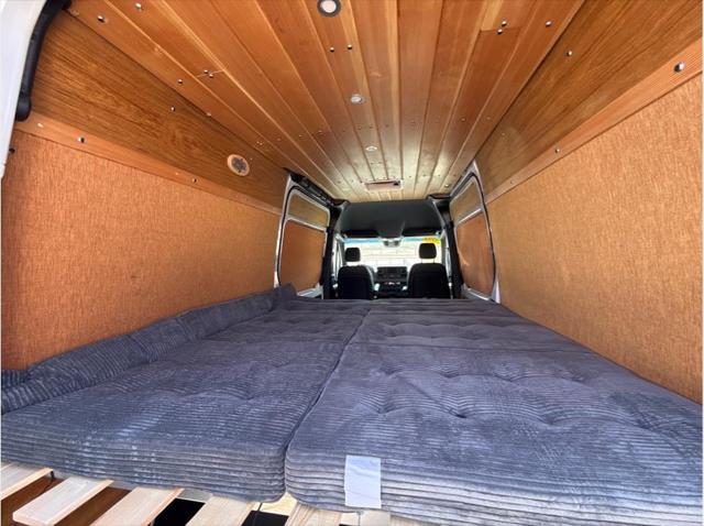 2021 Mercedes-Benz Sprinter 2500 Standard Roof I4