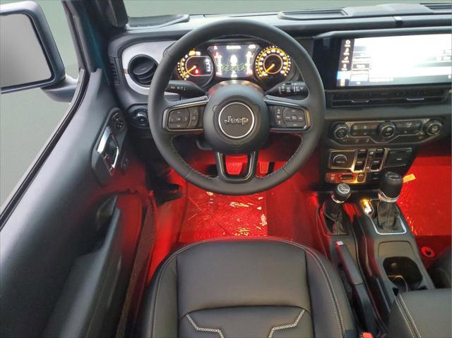 2025 Jeep Wrangler 4-Door Willys 4x4
