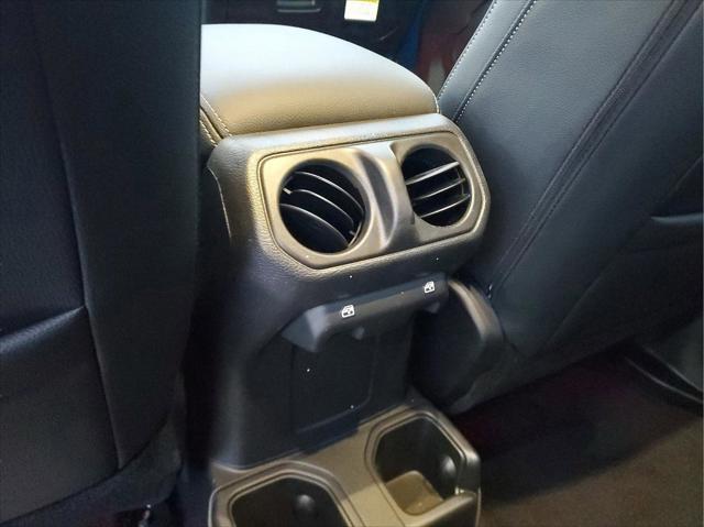 2025 Jeep Wrangler 4-Door Willys 4x4