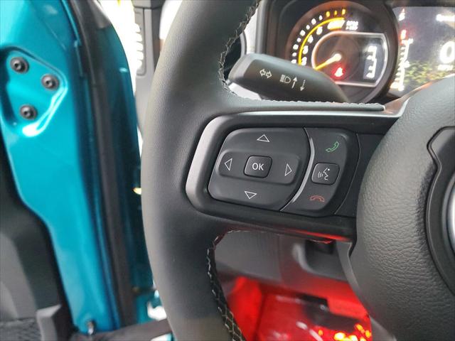 2025 Jeep Wrangler 4-Door Willys 4x4