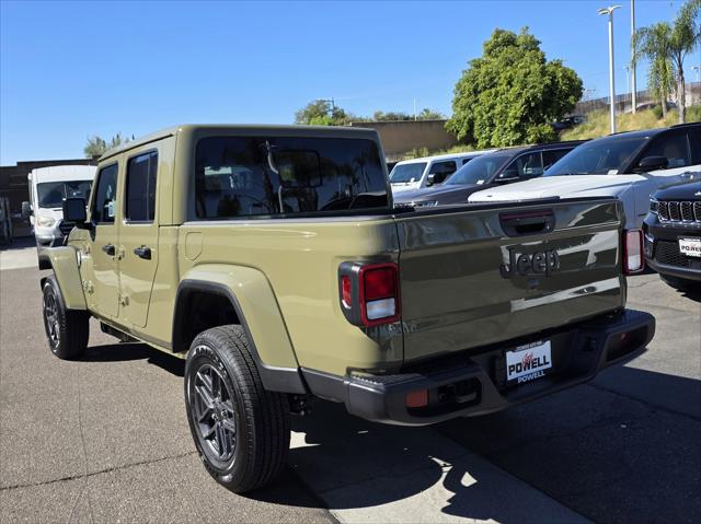 2026 Jeep Gladiator GLADIATOR SPORT S 4X4