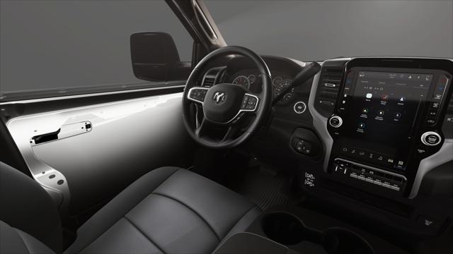 2026 RAM Ram 5500 Chassis Cab RAM 5500 TRADESMAN CHASSIS CREW CAB 4X4 84 CA