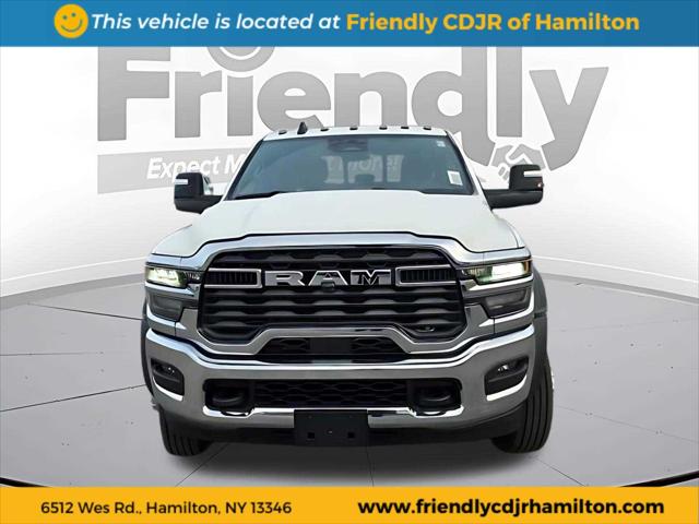 2026 RAM Ram 5500 Chassis Cab RAM 5500 TRADESMAN CHASSIS CREW CAB 4X4 84 CA