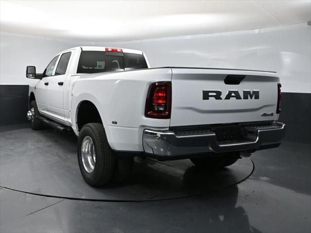 2026 RAM Ram 3500 RAM 3500 TRADESMAN CREW CAB 4X4 8 BOX