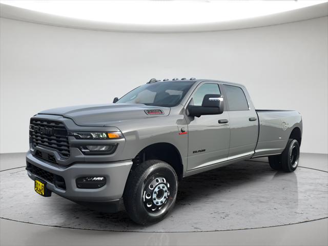 2026 RAM Ram 3500 RAM 3500 BIG HORN CREW CAB 4X4 8 BOX