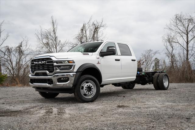 2026 RAM Ram 5500 Chassis Cab RAM 5500 TRADESMAN CHASSIS CREW CAB 4X4 84 CA