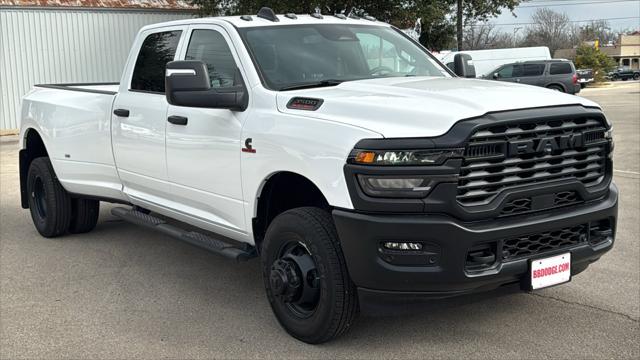 2026 RAM Ram 3500 RAM 3500 TRADESMAN CREW CAB 4X4 8 BOX