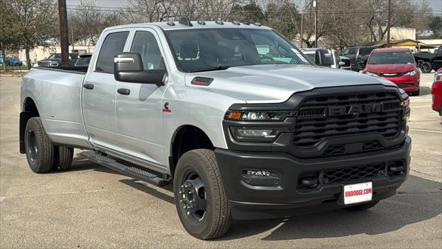 2026 RAM Ram 3500 RAM 3500 TRADESMAN CREW CAB 4X4 8 BOX