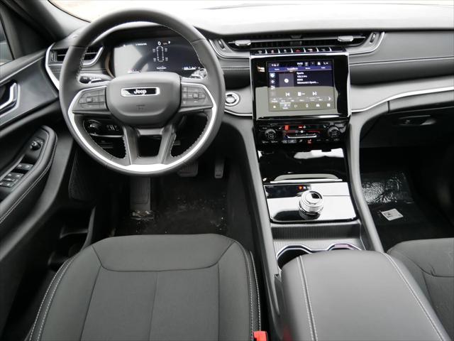 2026 Jeep Grand Cherokee Altitude 4x4