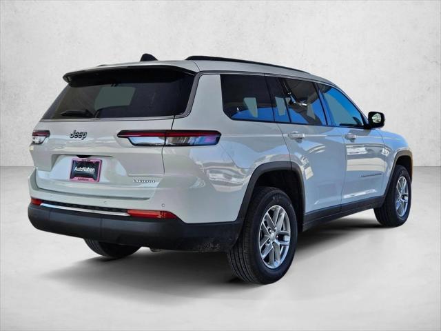 2026 Jeep Grand Cherokee Laredo 4x2