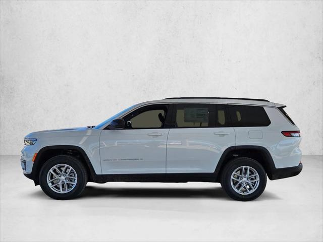 2026 Jeep Grand Cherokee Laredo 4x2