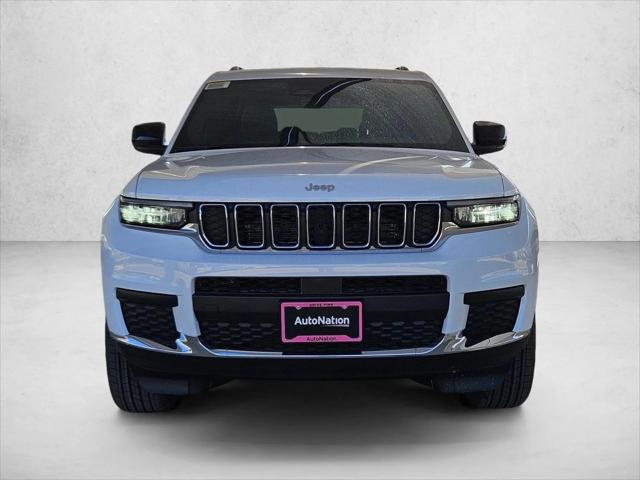 2026 Jeep Grand Cherokee Laredo 4x2