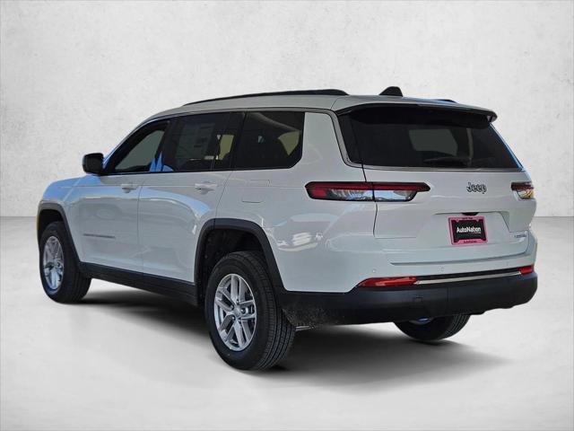 2026 Jeep Grand Cherokee Laredo 4x2