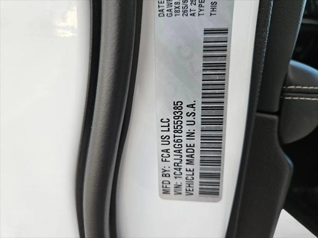 2026 Jeep Grand Cherokee Laredo 4x2