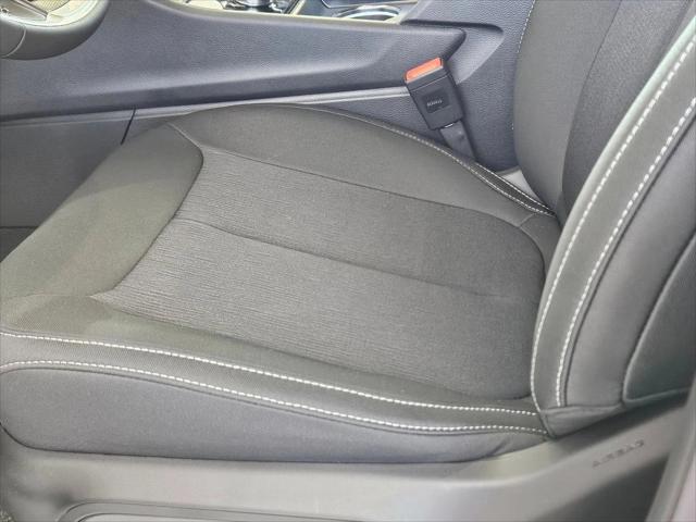 2026 Jeep Grand Cherokee Laredo 4x2