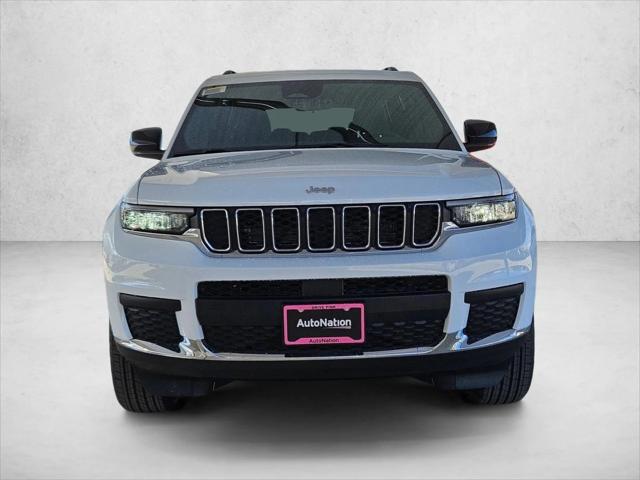 2026 Jeep Grand Cherokee Laredo 4x2