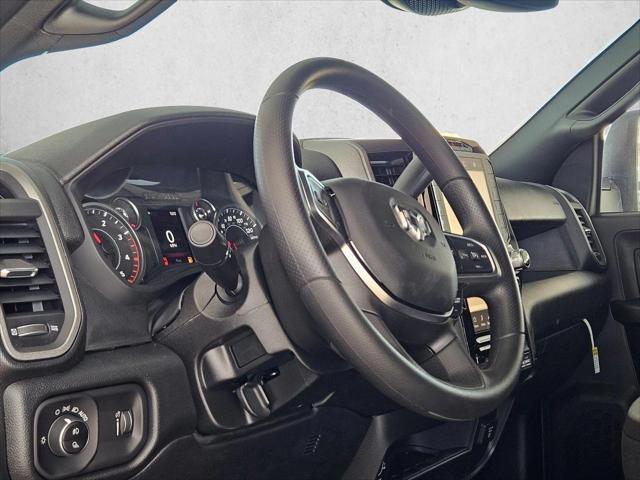 2026 RAM Ram 2500 RAM 2500 BLACK EXPRESS CREW CAB 4X4 64 BOX