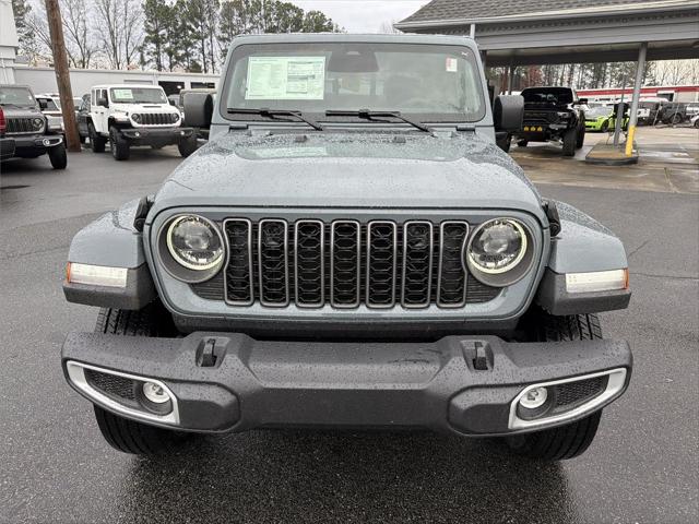 2026 Jeep Gladiator GLADIATOR SAHARA 4X4