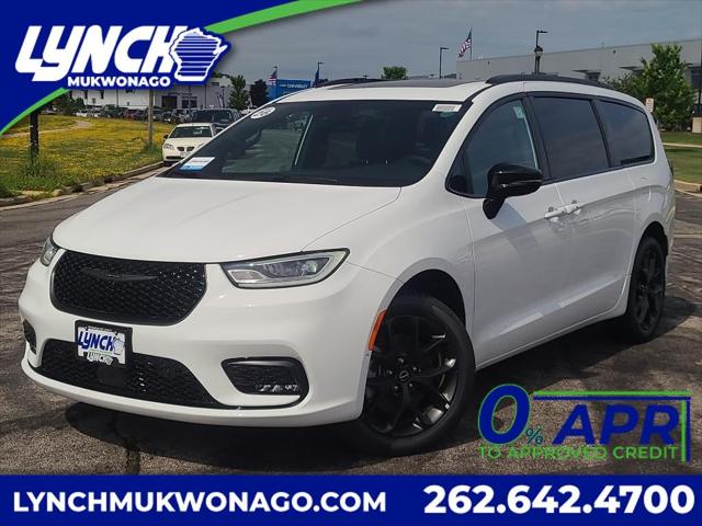 2026 Chrysler Pacifica Limited AWD for sale in Mukwonago, WI