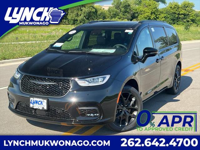2026 Chrysler Pacifica Limited AWD for sale in Mukwonago, WI