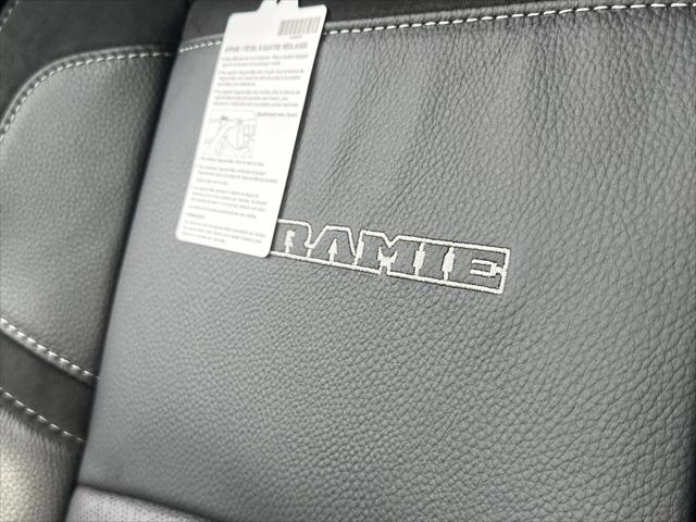 2026 RAM Ram 5500 Chassis Cab RAM 5500 BIG HORN CHASSIS CREW CAB 4X4 60 CA