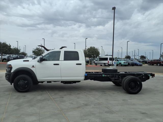 2026 RAM Ram 5500 Chassis Cab RAM 5500 TRADESMAN CHASSIS CREW CAB 4X4 84 CA