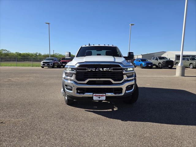 2026 RAM Ram 5500 Chassis Cab RAM 5500 TRADESMAN CHASSIS CREW CAB 4X4 84 CA