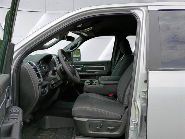 2026 Ram 3500 Big Horn Crew Cab 4x4 6'4" Box