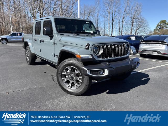 2026 Jeep Gladiator GLADIATOR SAHARA 4X4