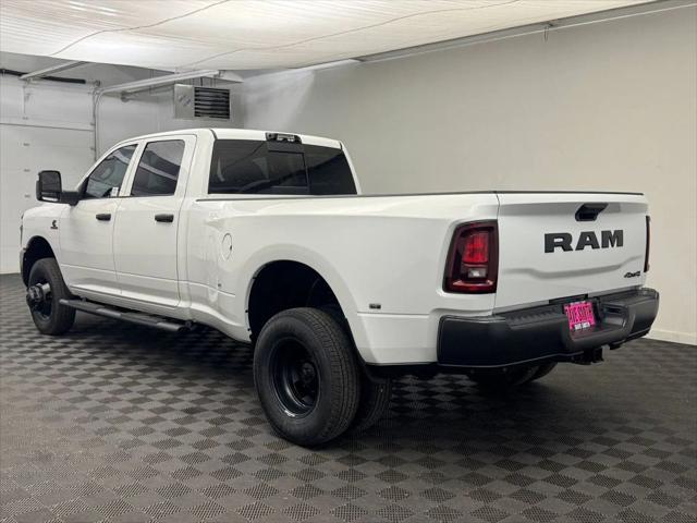 2026 RAM Ram 3500 RAM 3500 TRADESMAN CREW CAB 4X4 8 BOX